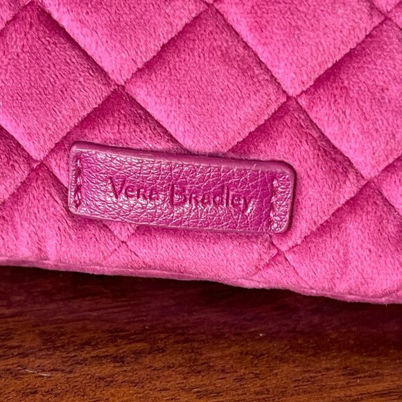 Vera Bradley | Majestic Magenta Velvet Zip Travel Compact Organizer - Picture 3 of 7